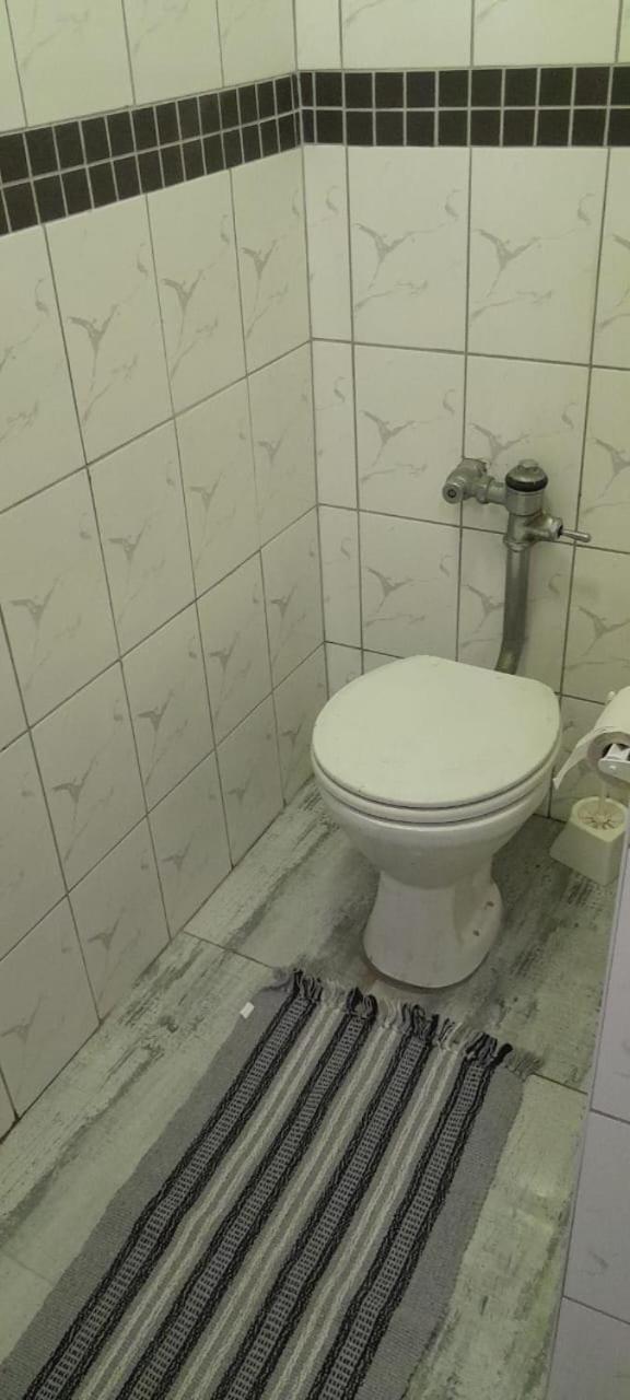 Shores Apartamento *